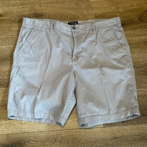 Marc Anthony Gray Shorts Slim Fit‎ 40